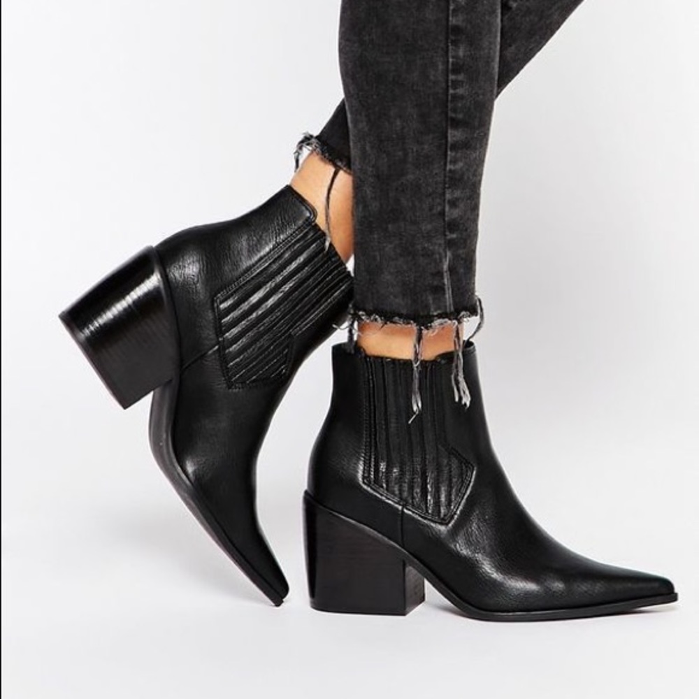 ASOS black pointed-toe Chelsea ankle … - Picture 3 of 7
